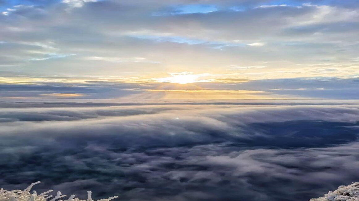 Embracing Serenity: The Cultural and Scenic Tapestry of Mount Emei