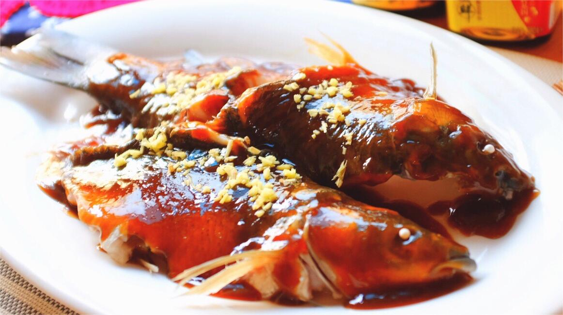 West Lake Fish in Vinegar Gravy: A Culinary Treasure of Hangzhou