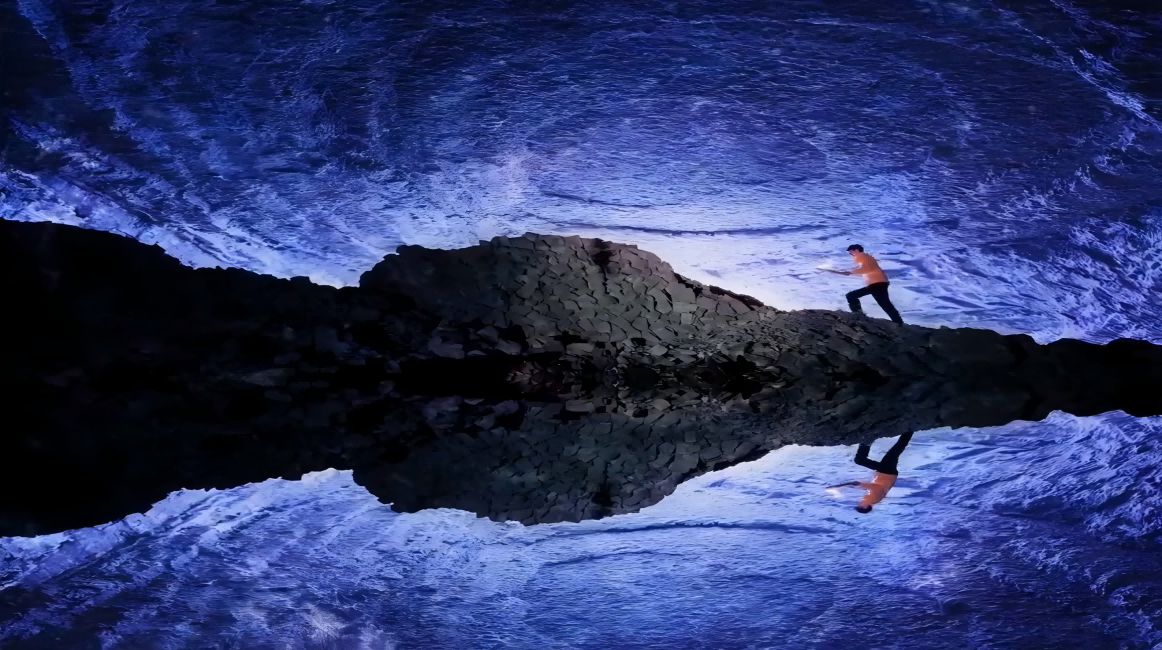 A gateway to the universe!a karst wonder deep in China’s Guizhou