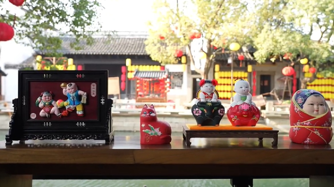 Huishan clay figurines