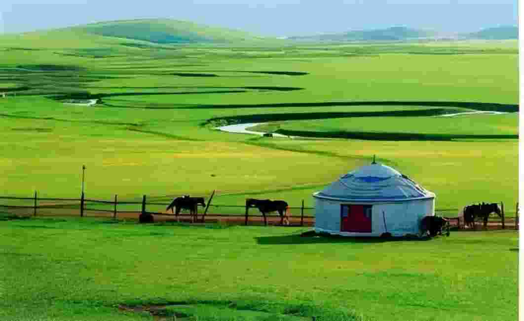 A Vast Green Ocean — the Grasslands of Inner Mongolia