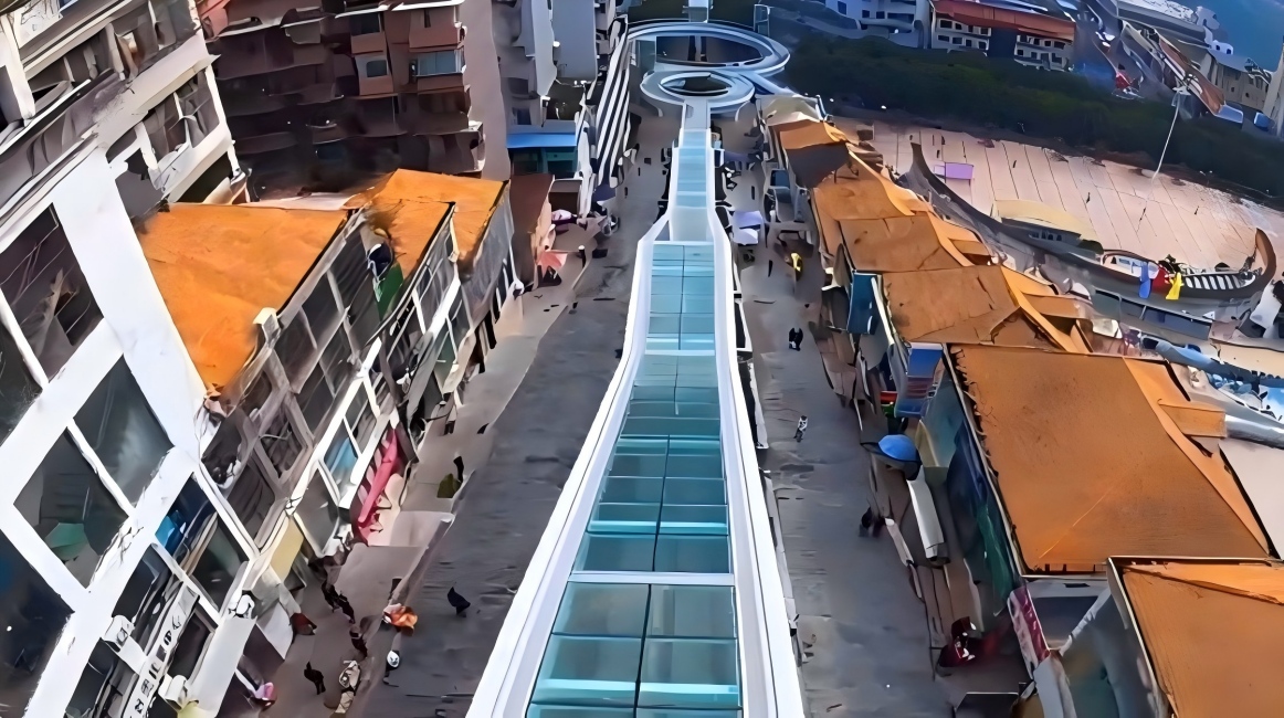 An amazing covered escalator system in Chongqing