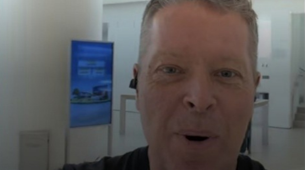 China/USA Consumer choices for Cars and Tech