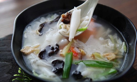 Dingbianhu (Rice Flour Soup)