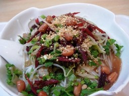 Delicate Noodles Embrace Hainan’s Coastal Flavors – Authentic Hainan Rice Noodles